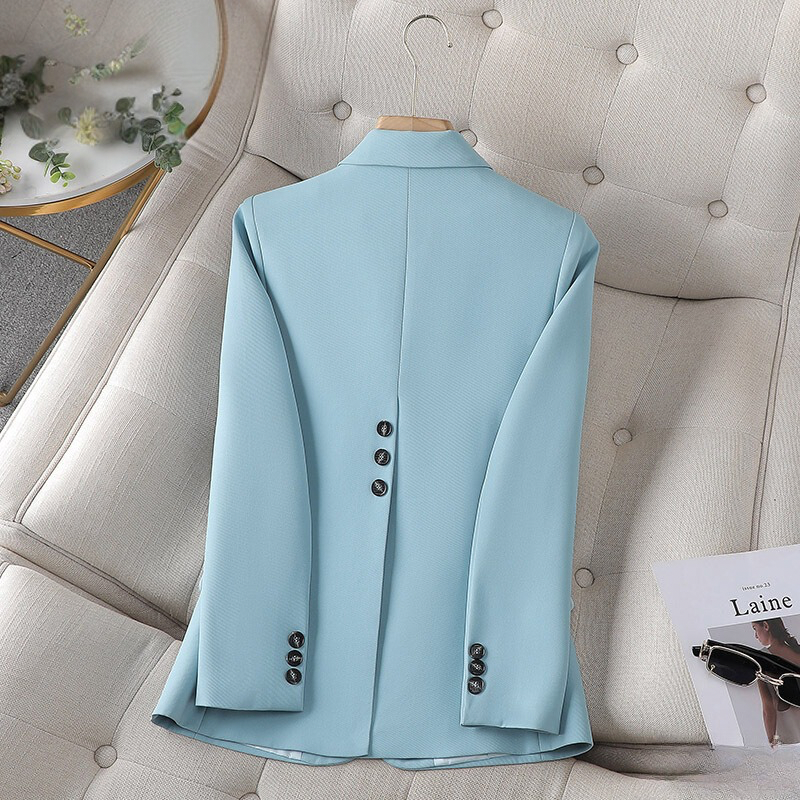 Women’s Elegant Blazer with One-Button Closure