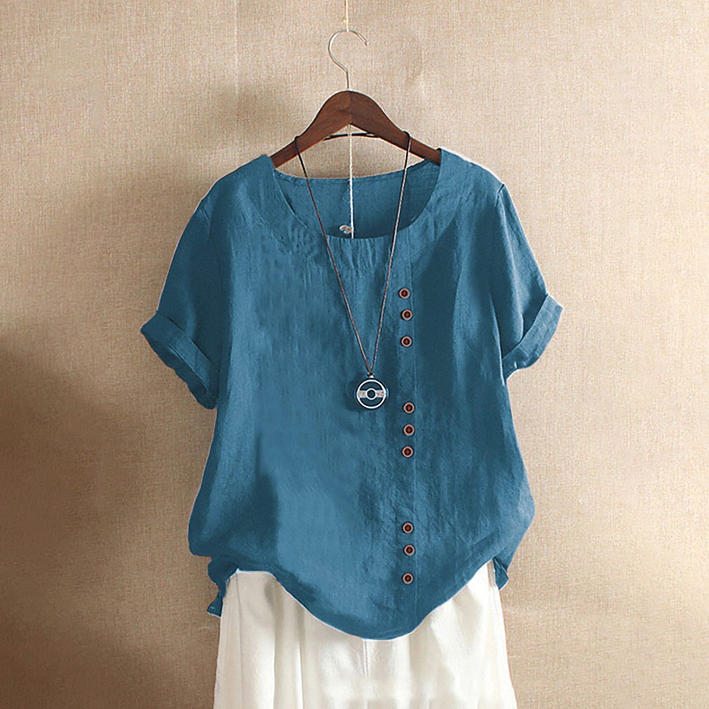 Women’s Vintage Linen Buttoned Blouse