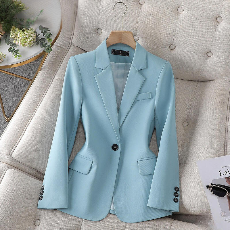 Women’s Elegant Blazer with One-Button Closure