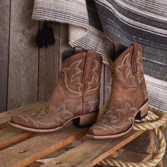 Ianthe | Embroidered Cowboy Boots for Women