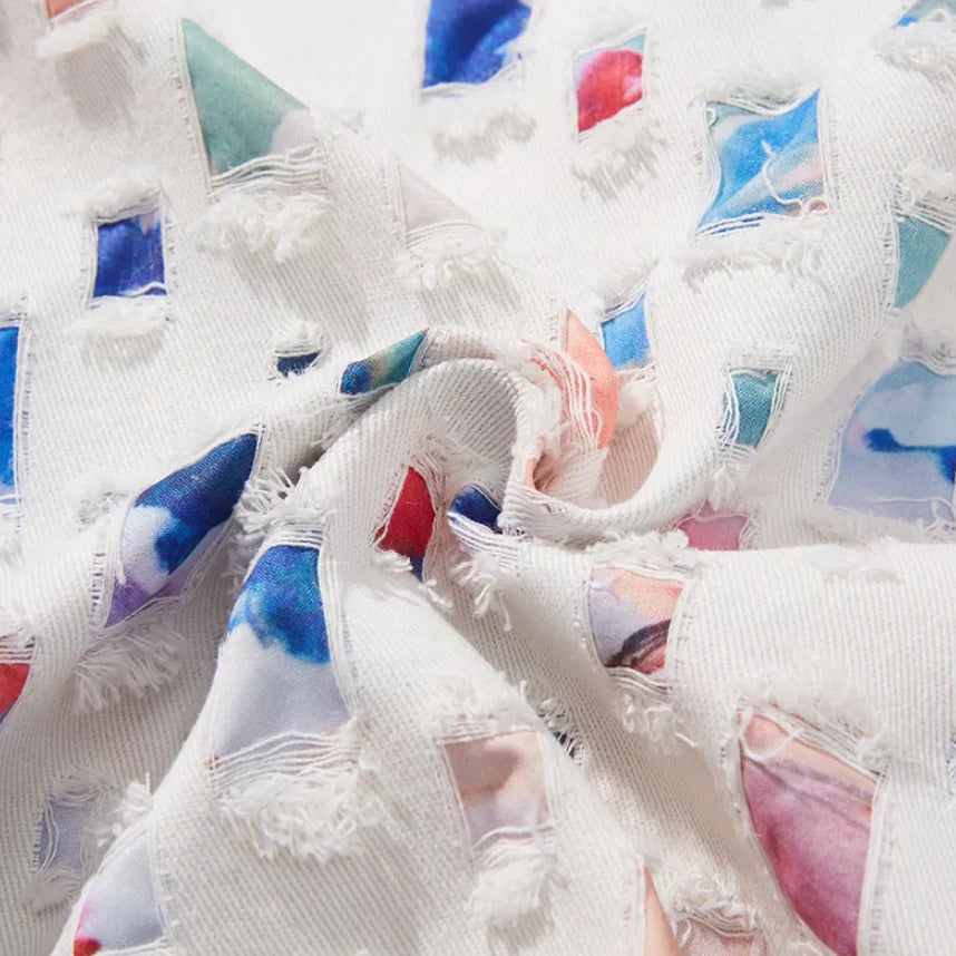 Men’s Abstract Patterned Button-Up Shirt