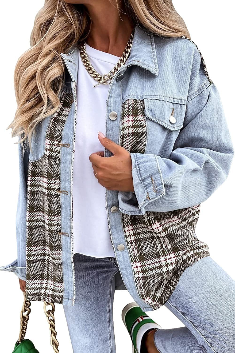 Casual Women’s Denim Jacket with Plaid Detail